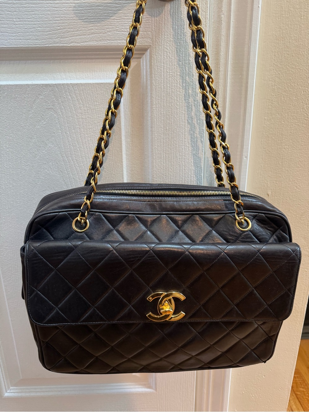 CHANEL Black Quilted Lambskin Shoulder Bag with Gold Hardware
